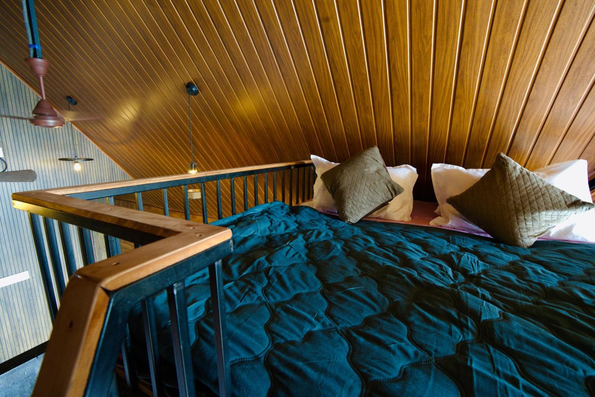 Tulsi Kayal Retreat Lägenhet Champakulam Exteriör bild